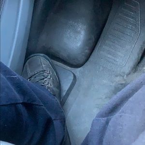 Meet your Posher, Henry